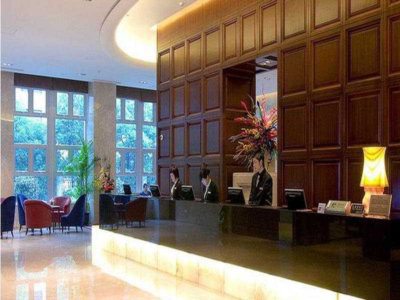 Ramada Plaza Shanghai Gateway Экстерьер фото